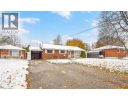 8 STOCKDALE Drive, Brantford, Ontario