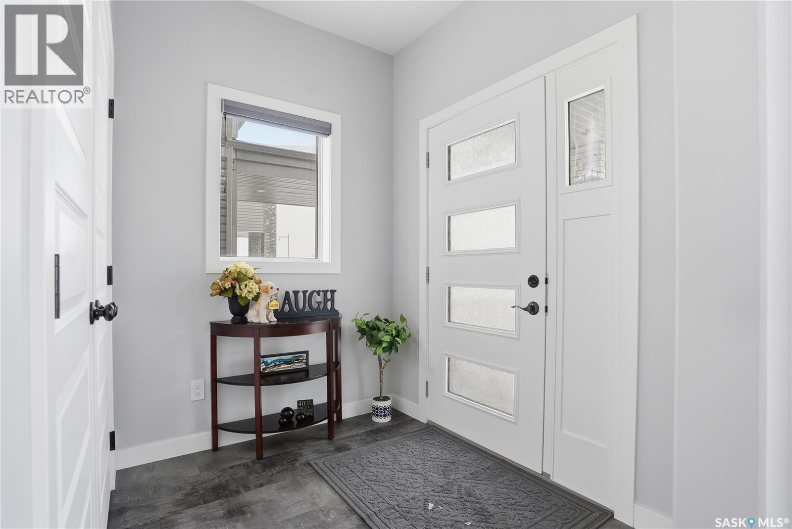 306 Brighton Boulevard, Saskatoon, Saskatchewan  S7V 0V8 - Photo 2 - SK027032