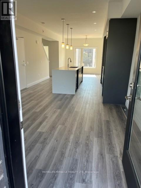 52 Lily Lane, Guelph, Ontario  N1L 0R2 - Photo 2 - X12719940