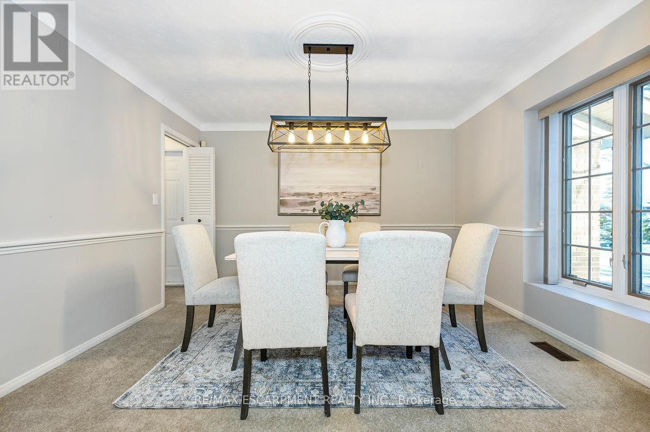 7 Old Oxford Road, St. Catharines, Ontario  L2M 2J7 - Photo 10 - X12719978