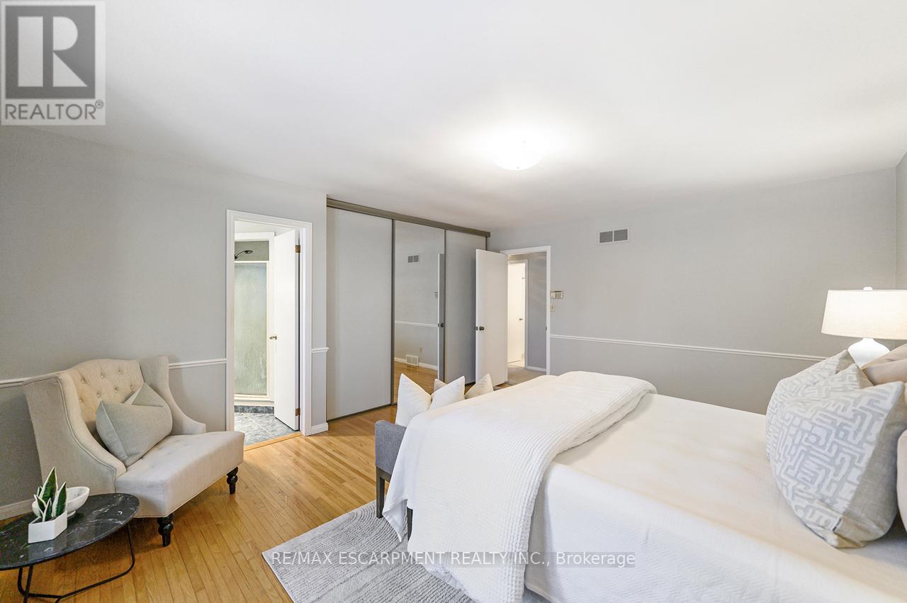 7 Old Oxford Road, St. Catharines, Ontario  L2M 2J7 - Photo 22 - X12719978