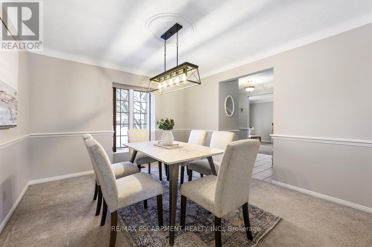 7 Old Oxford Road, St. Catharines, Ontario  L2M 2J7 - Photo 9 - X12719978