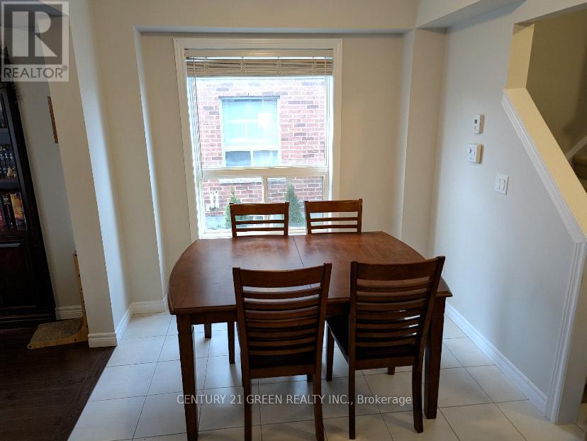 371 Vincent Drive, North Dumfries, Ontario  N0B 1E0 - Photo 6 - X12719994