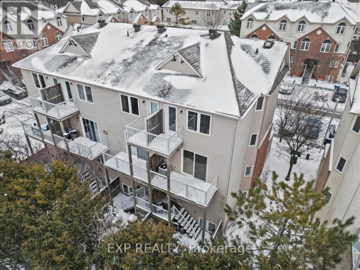 69 Steele Park Private, Ottawa, Ontario  K1J 0J2 - Photo 13 - X12537834