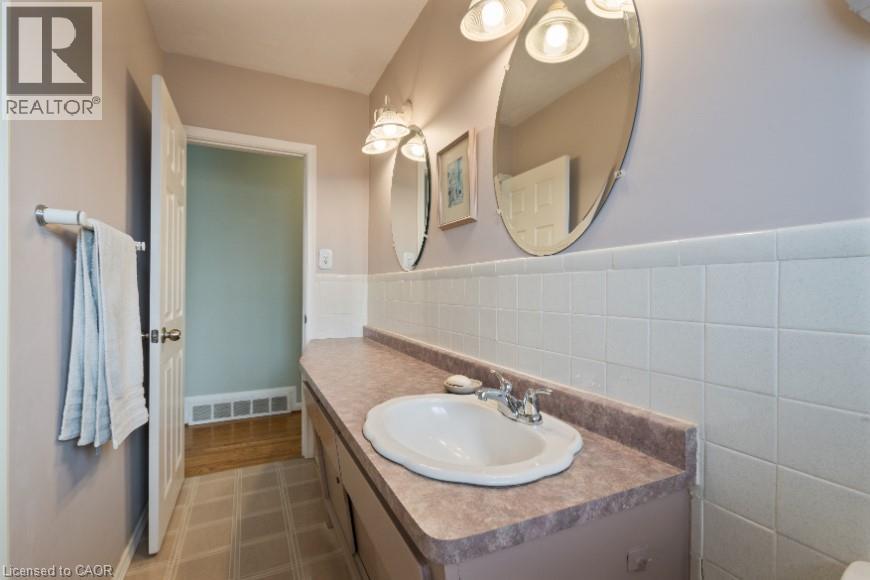 20 Cardinal Drive, Hamilton, Ontario  L9A 4H4 - Photo 14 - 40799712