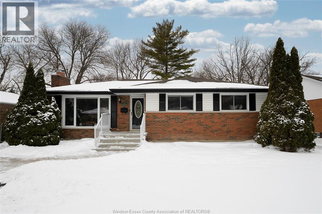 MLS# 26001679: 191 Arlington Blvd, Tecumseh, Canada