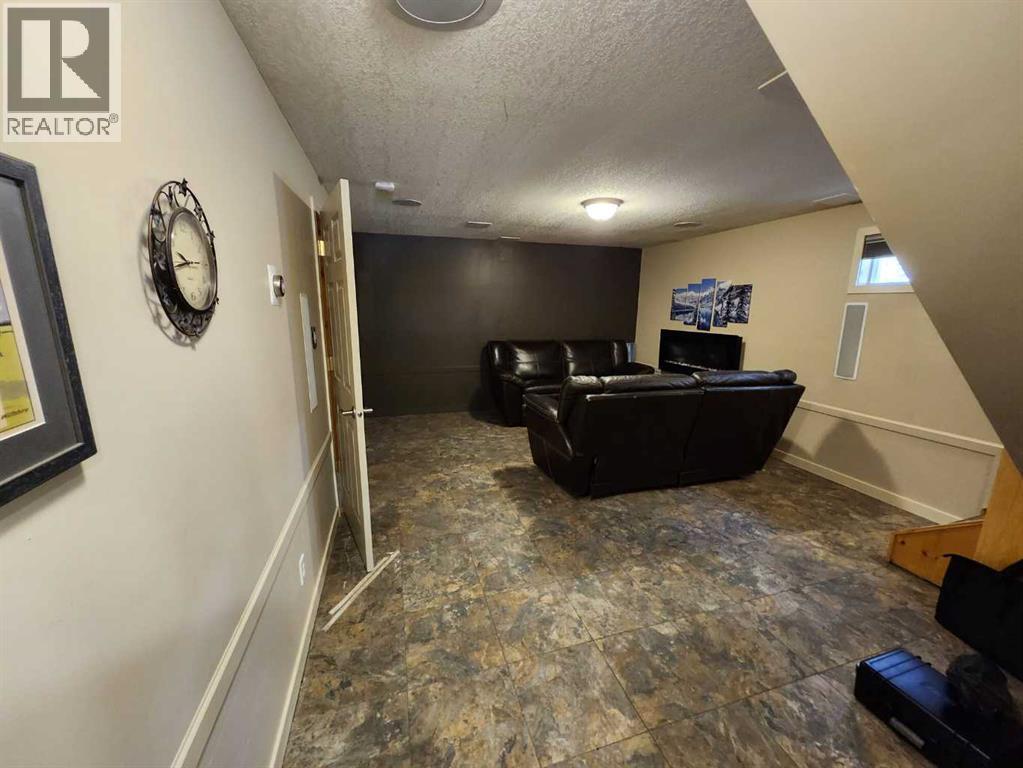 22 Westcastle Loop, Rural Pincher Creek No. 9, Alberta  T0K 1W0 - Photo 7 - A2280409