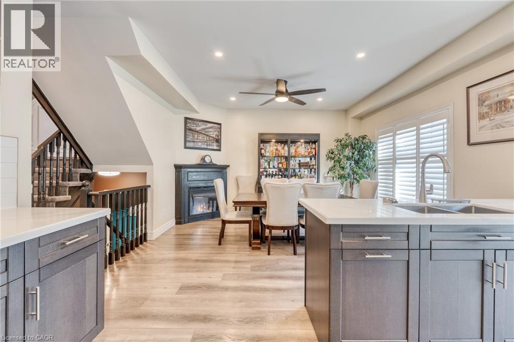 10 Lockport Way, Stoney Creek, Ontario  L8E 0B1 - Photo 15 - 40799606