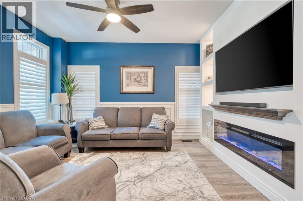 10 Lockport Way, Stoney Creek, Ontario  L8E 0B1 - Photo 5 - 40799606