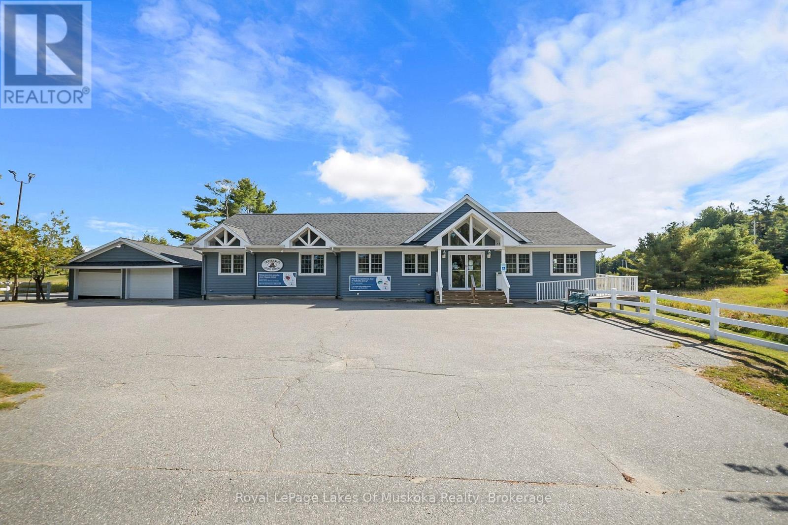 1008 South Monck Drive, Bracebridge, Ontario P1L 1W8 - Photo 30 - X12720126