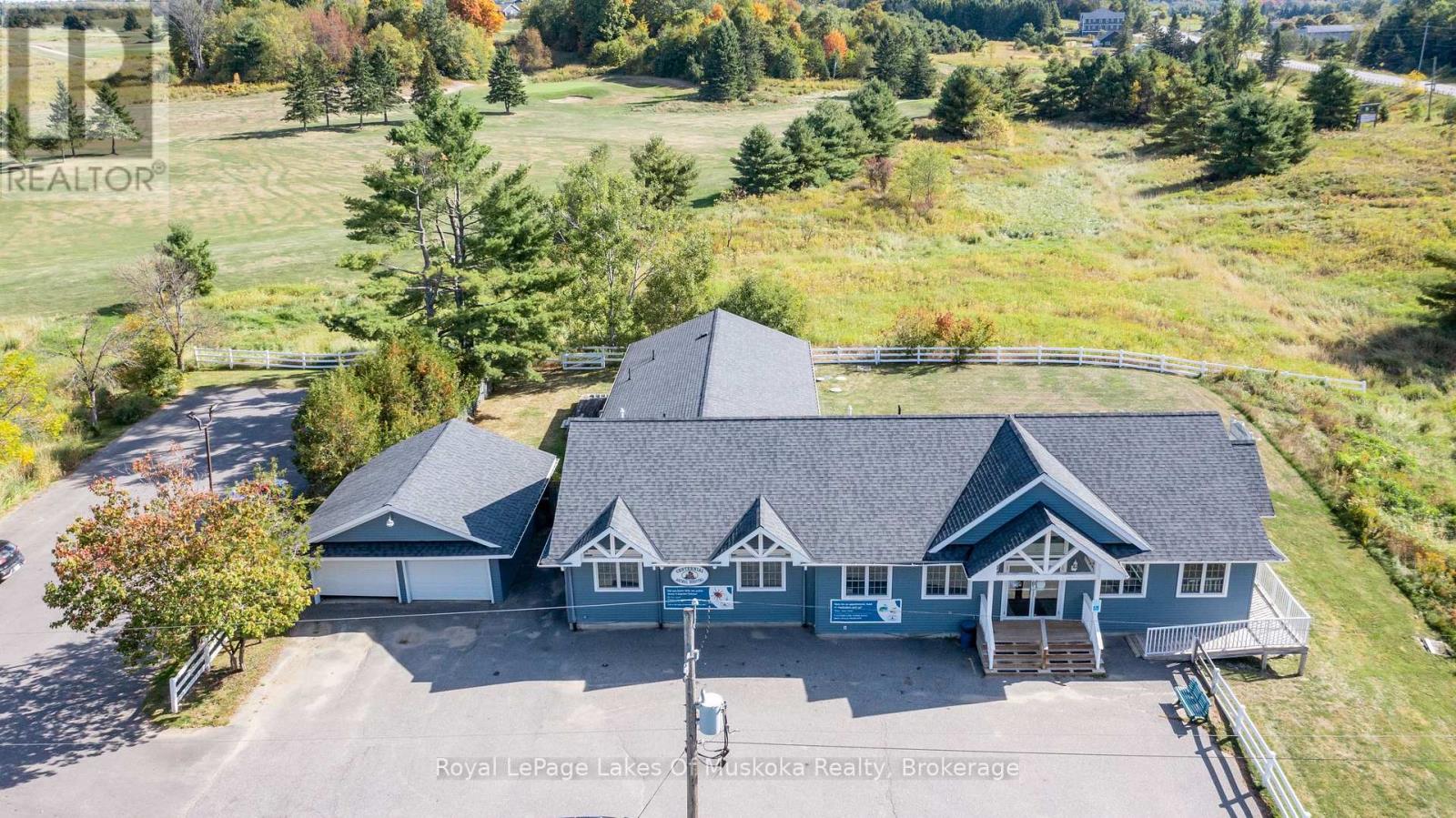 1008 South Monck Drive, Bracebridge, Ontario P1L 1W8 - Photo 41 - X12720126