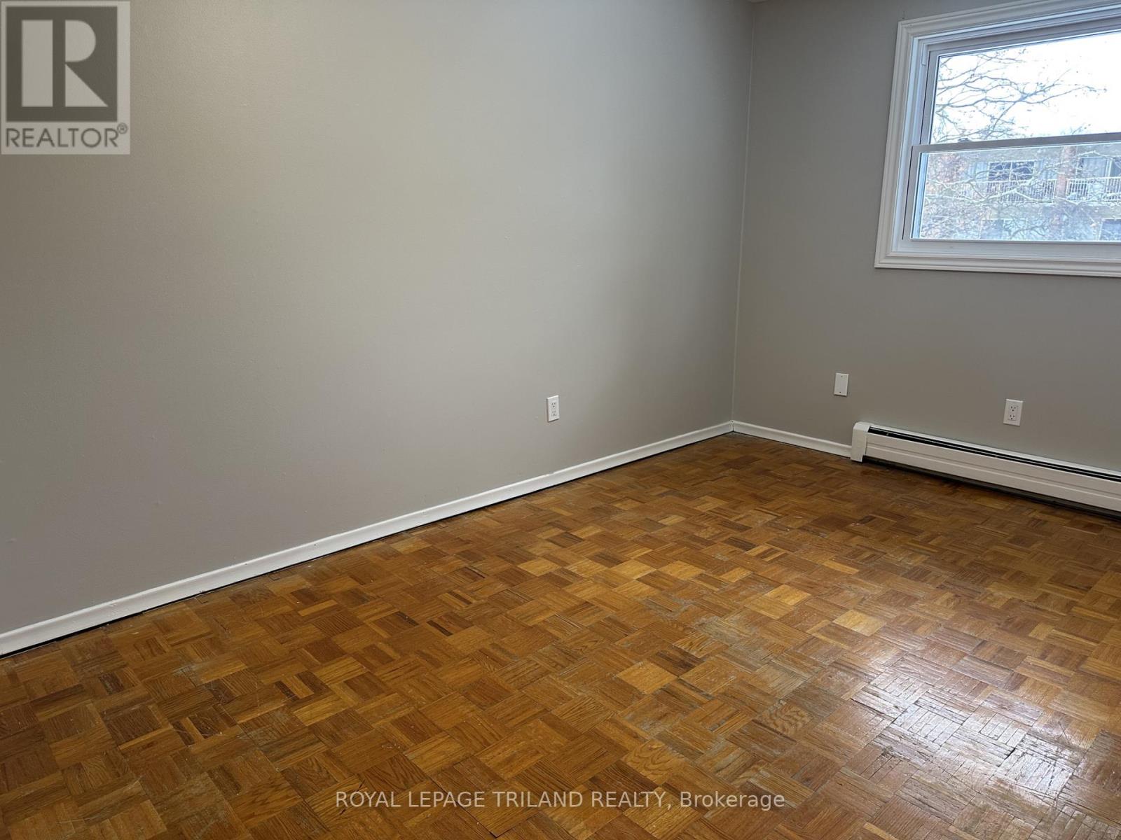 1025 Notre Dame Drive, London South, Ontario  N6J 3C3 - Photo 14 - X12720038