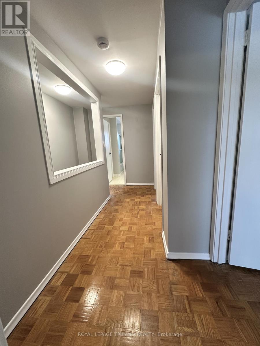 1025 Notre Dame Drive, London South, Ontario  N6J 3C3 - Photo 9 - X12720038