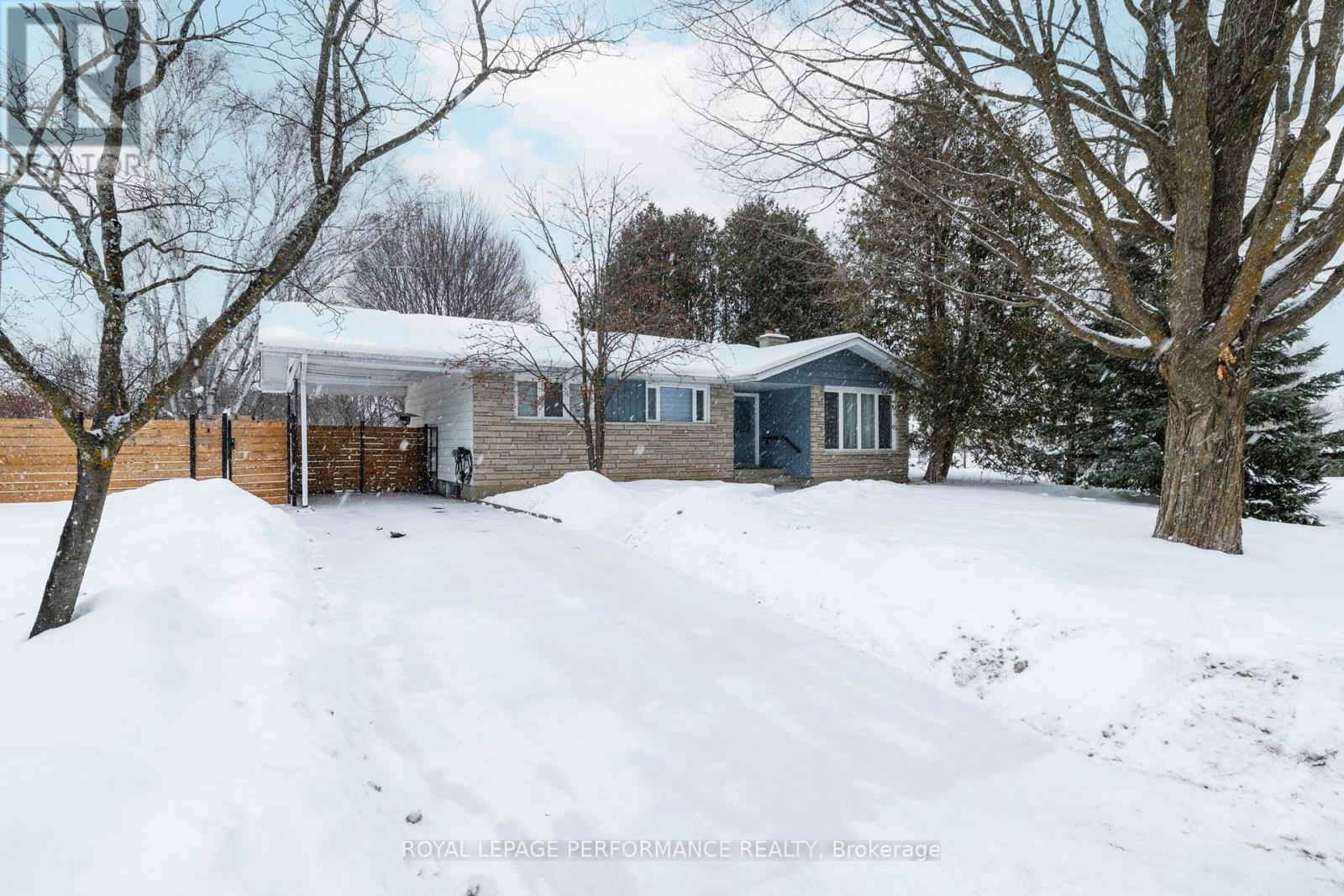 39 FIELDING COURT, Ottawa, Ontario