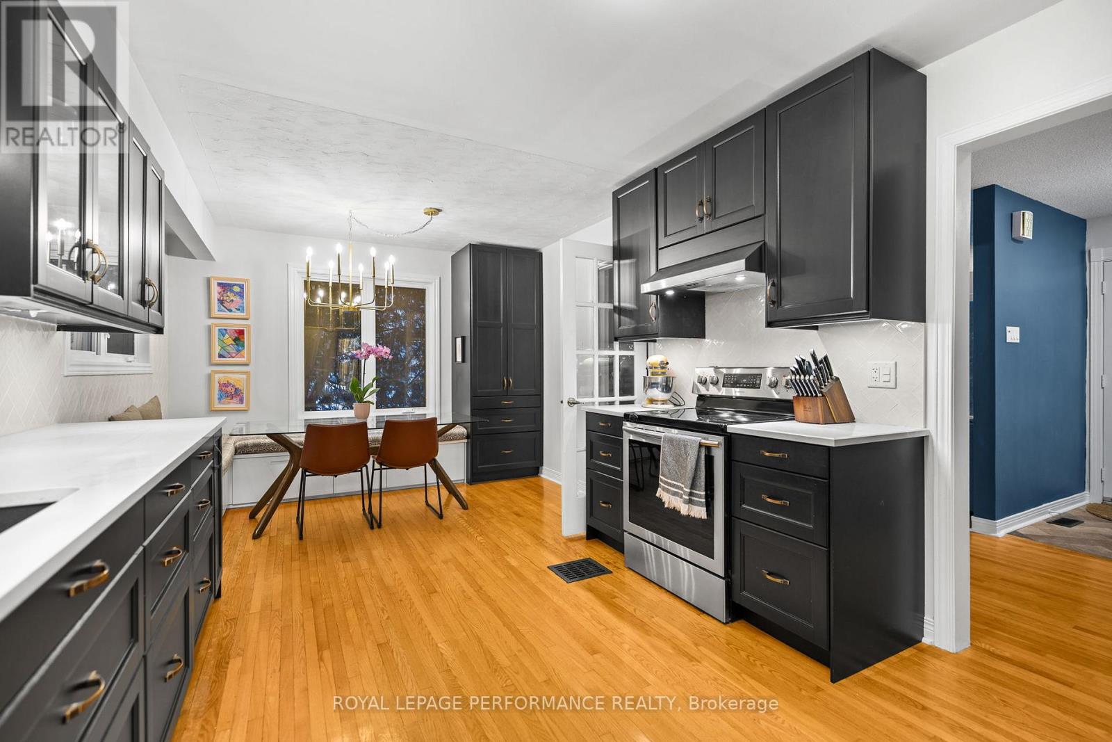 39 Fielding Court, Ottawa, Ontario  K1V 7H2 - Photo 4 - X12720080