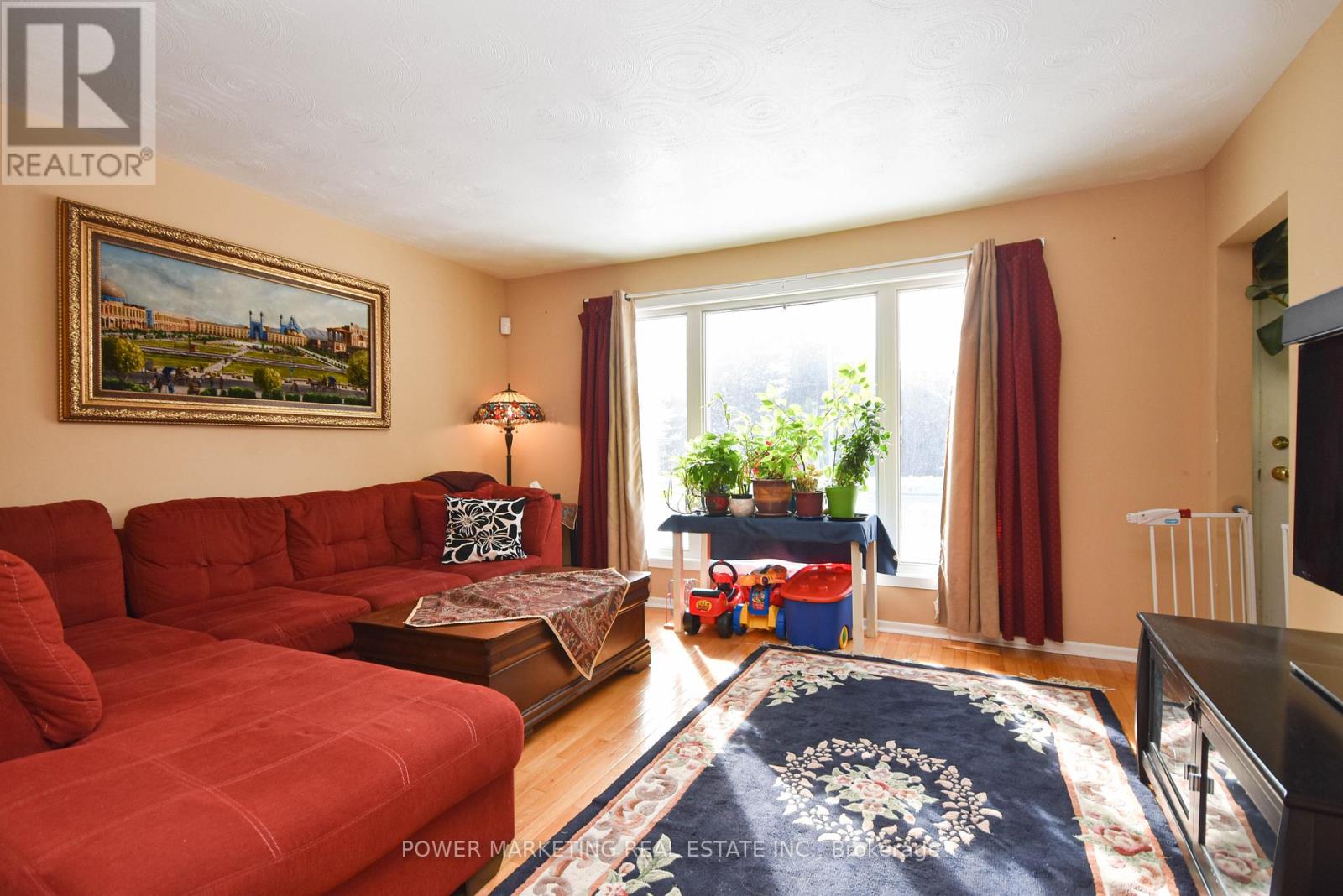 3329 Navan Road, Ottawa, Ontario  K1W 0K7 - Photo 6 - X12720134