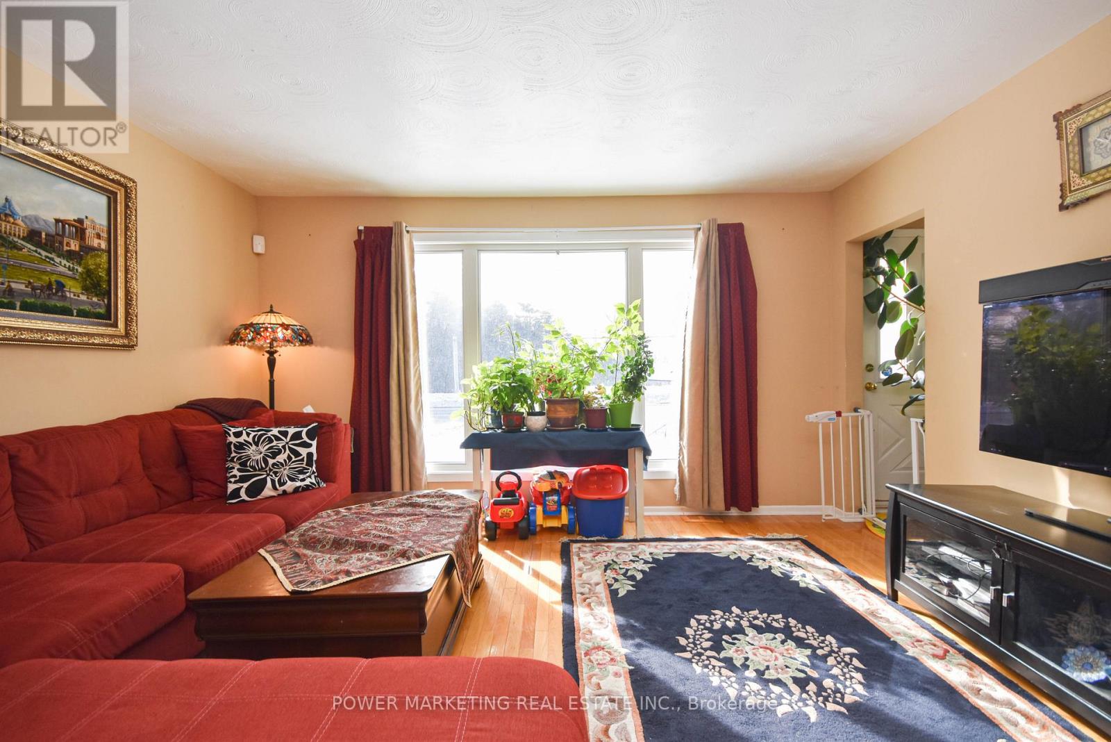 3329 Navan Road, Ottawa, Ontario  K1W 0K7 - Photo 7 - X12720134