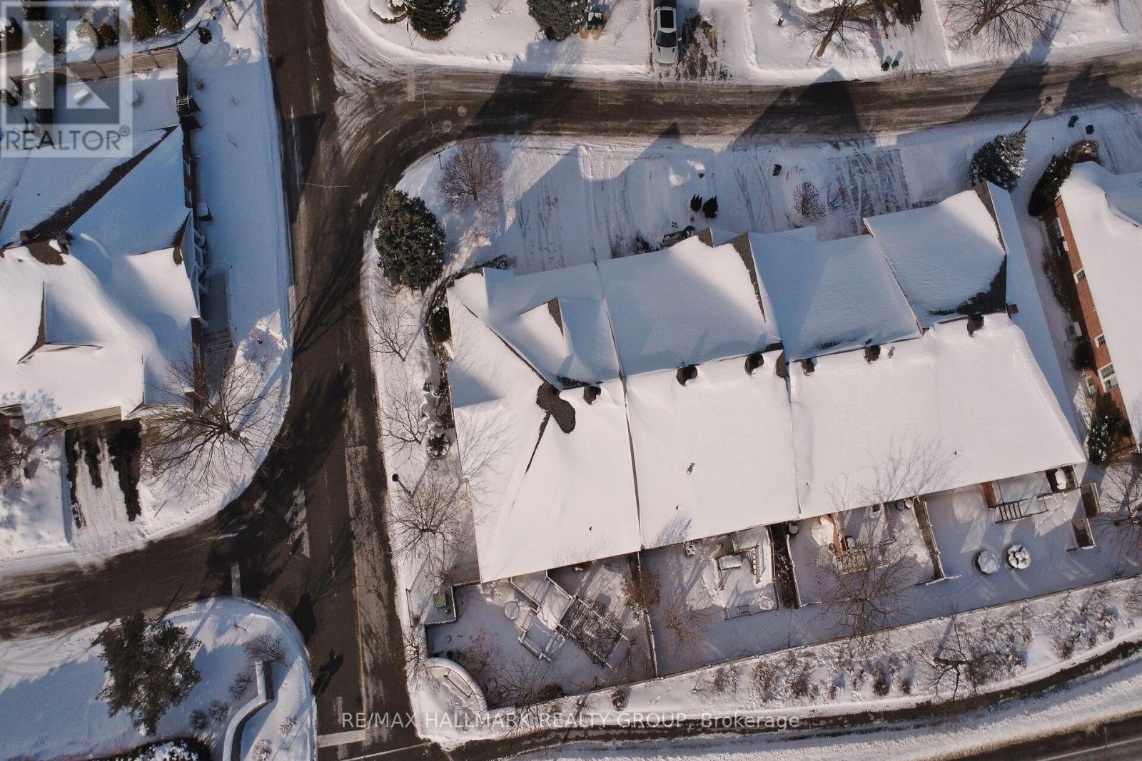 32 Sawchuk Terrace, Ottawa, Ontario  K2K 3H1 - Photo 49 - X12720232