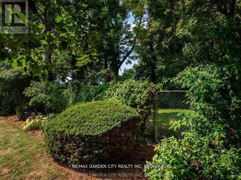 46 Henley Drive, St. Catharines, Ontario  L2N 4A9 - Photo 43 - X12720052