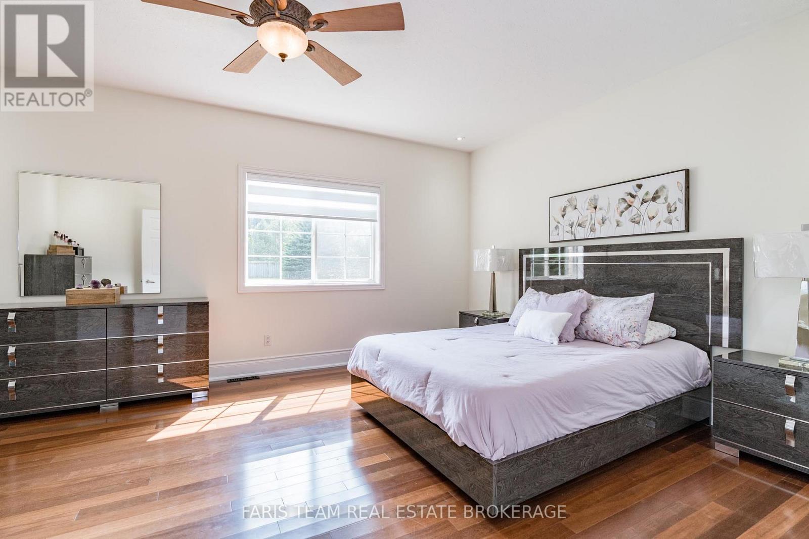 39 Vanderpost Crescent, Essa, Ontario  L0L 2N0 - Photo 19 - N12714302