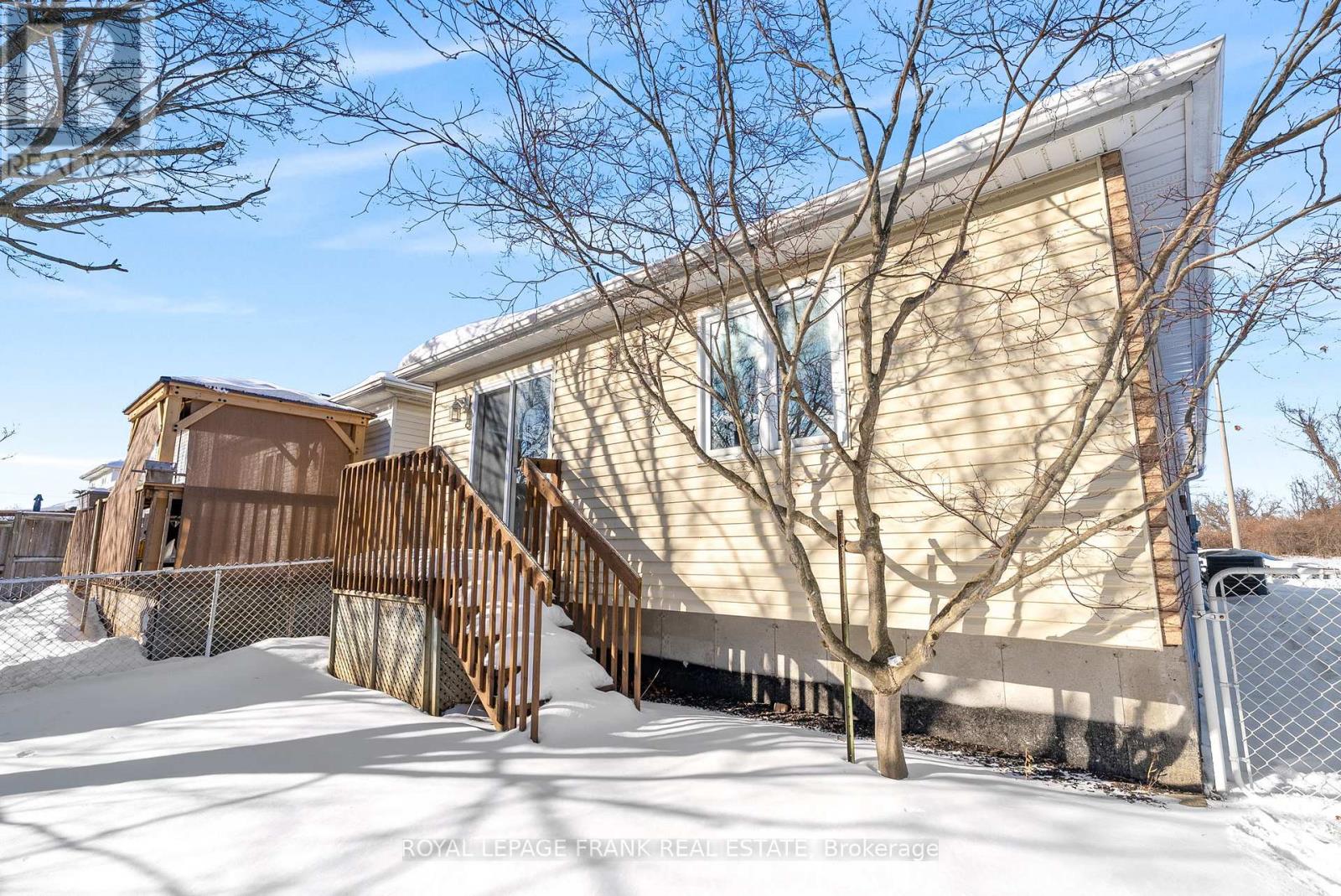 27 Dale Park, Clarington, Ontario L1E 2Z4 - Photo 27 - E12720018