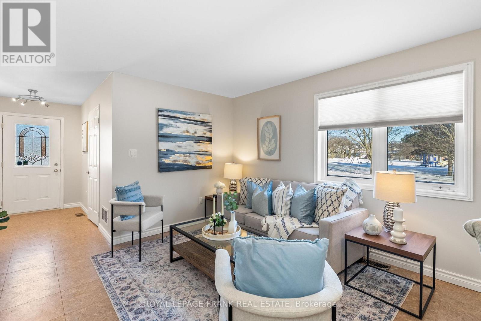 27 Dale Park, Clarington, Ontario L1E 2Z4 - Photo 5 - E12720018