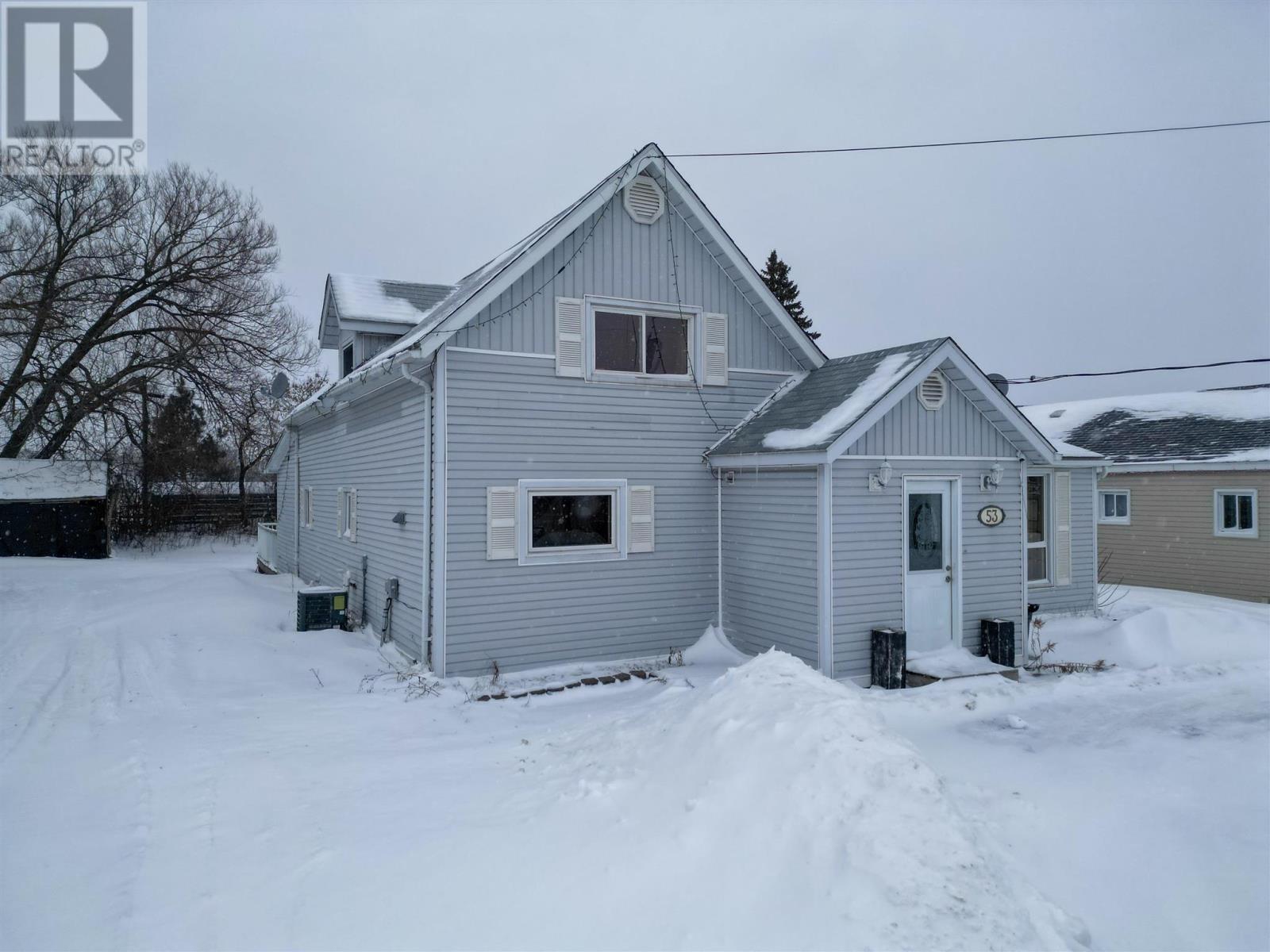53 Huron Ave, Blind River, Ontario P0R 1B0 - Photo 3 - SM260143