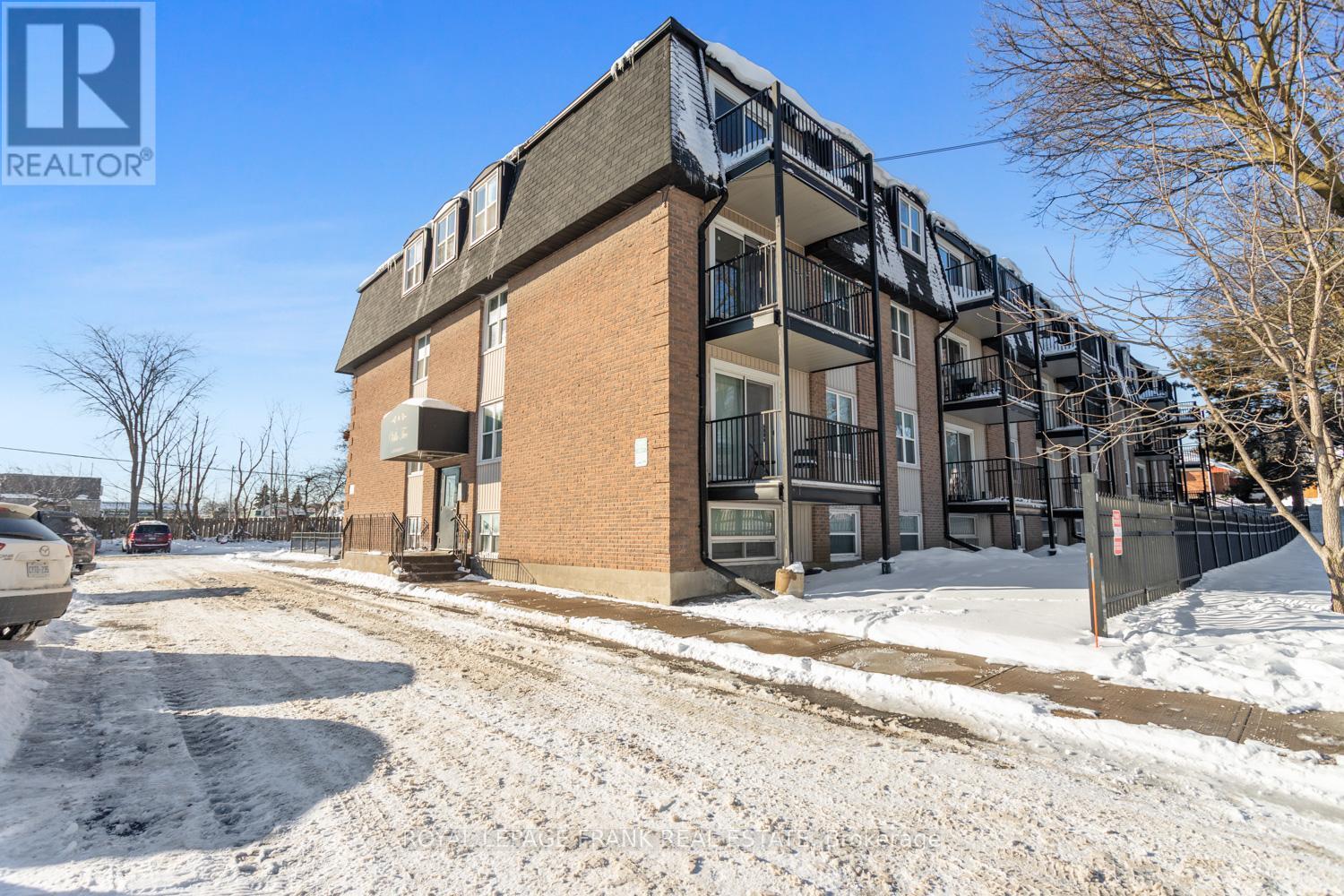 305 - 25 College Street, Belleville, Ontario  K8P 2E3 - Photo 17 - X12720234