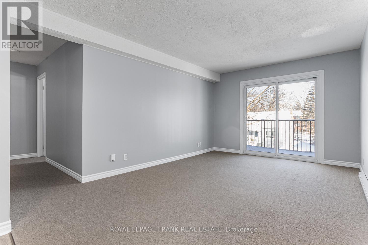 305 - 25 College Street, Belleville, Ontario  K8P 2E3 - Photo 4 - X12720234