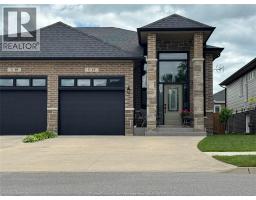 17 WOODLAND STREET, Kingsville, Ontario