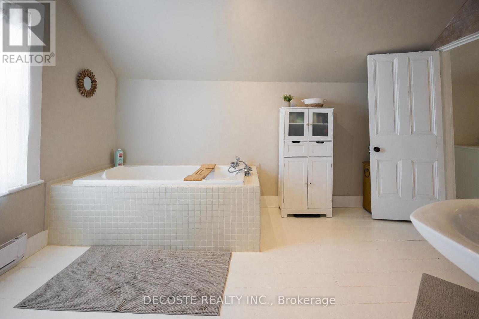 4 Skye Road, North Glengarry, Ontario  K0C 1J0 - Photo 16 - X12720188