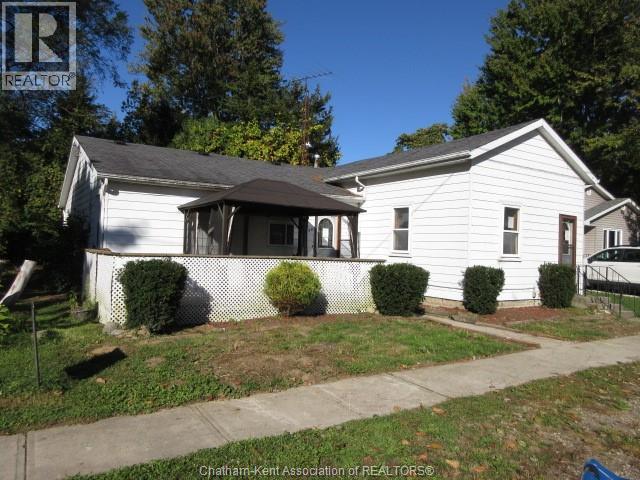 MLS# 26001623: 258 William STREET, Dresden, Canada