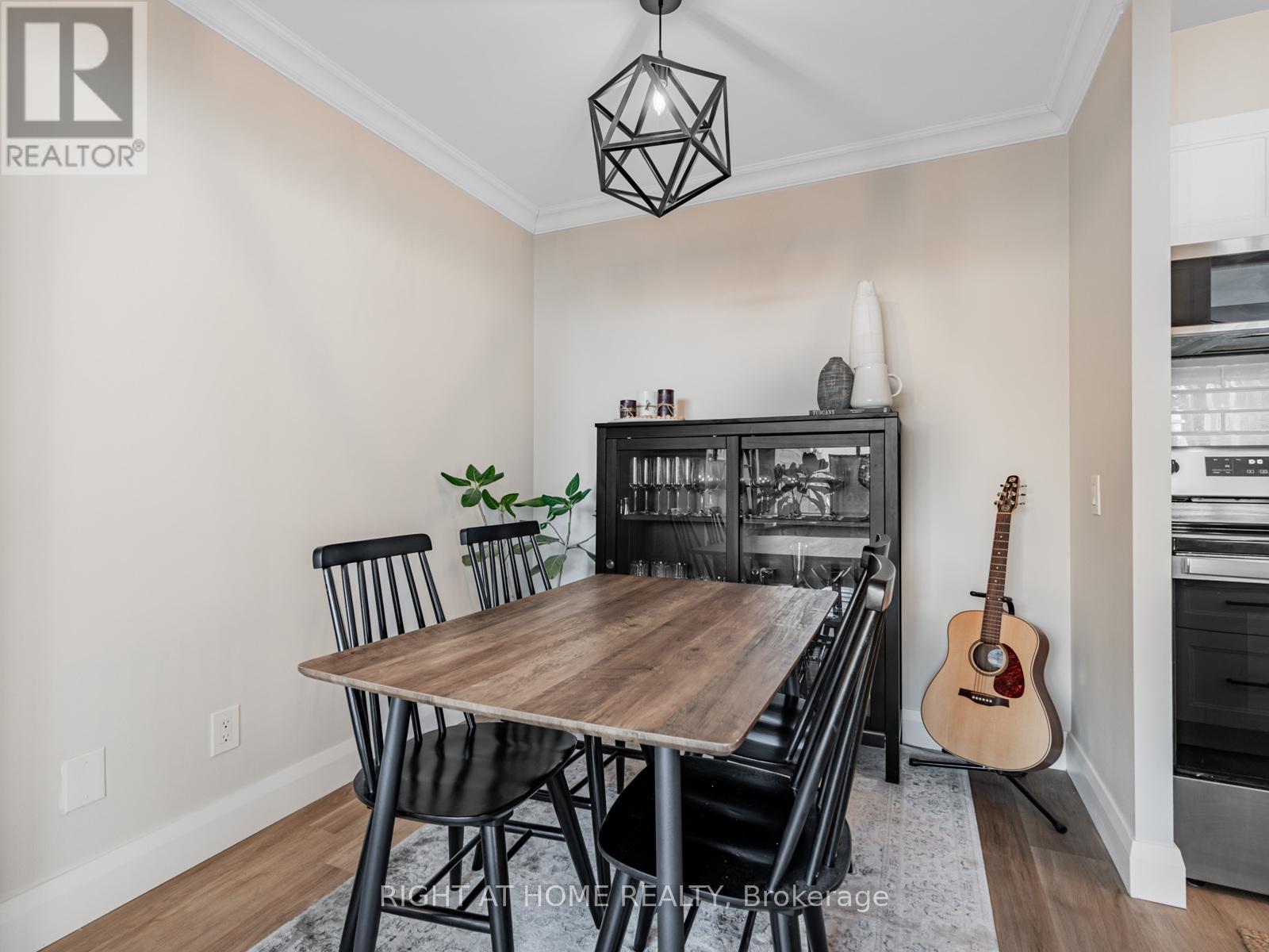 705 - 5 Rosehill Avenue, Toronto, Ontario  M4T 3A6 - Photo 4 - C12720046