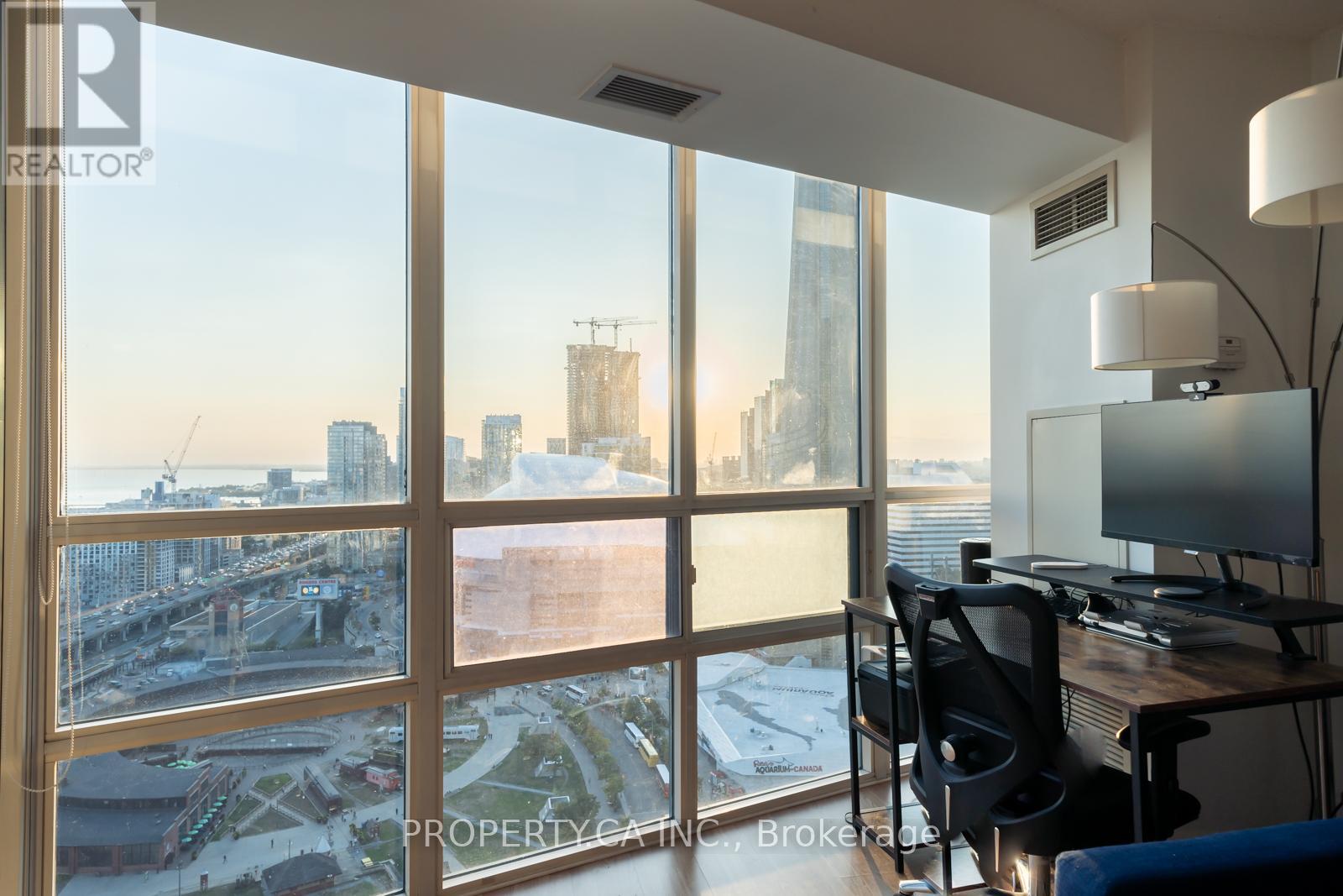 3601 - 30 Grand Trunk Crescent, Toronto, Ontario  M5J 3A4 - Photo 10 - C12720106