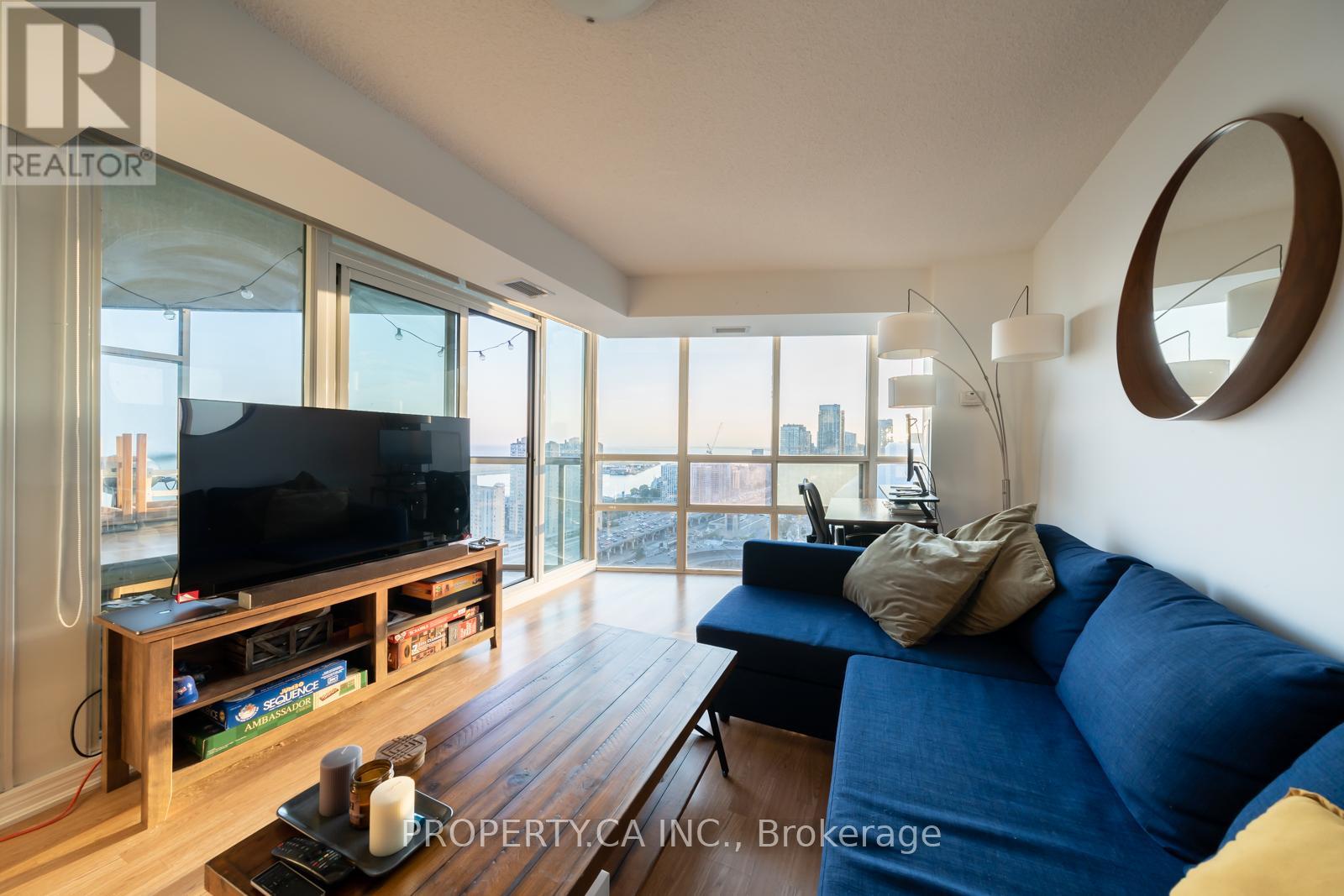 3601 - 30 Grand Trunk Crescent, Toronto, Ontario  M5J 3A4 - Photo 12 - C12720106