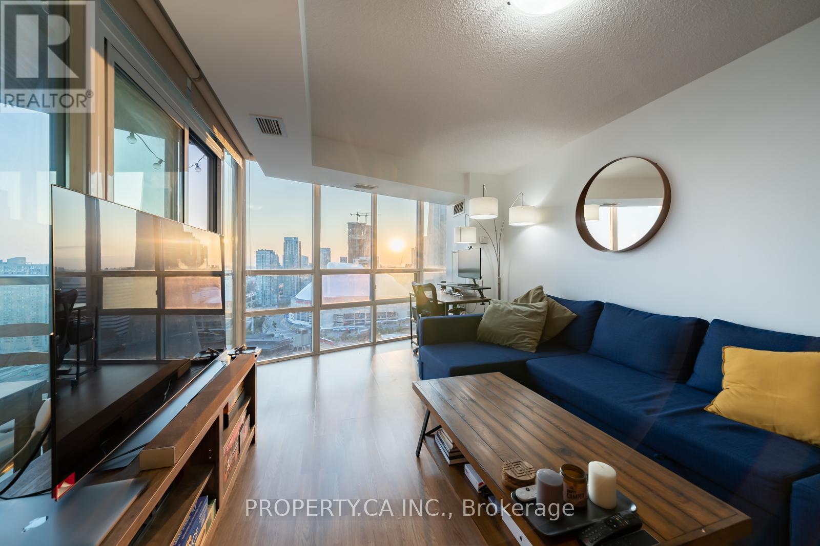 3601 - 30 Grand Trunk Crescent, Toronto, Ontario  M5J 3A4 - Photo 15 - C12720106