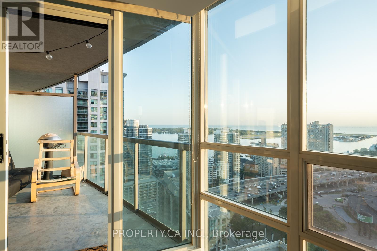 3601 - 30 Grand Trunk Crescent, Toronto, Ontario  M5J 3A4 - Photo 16 - C12720106