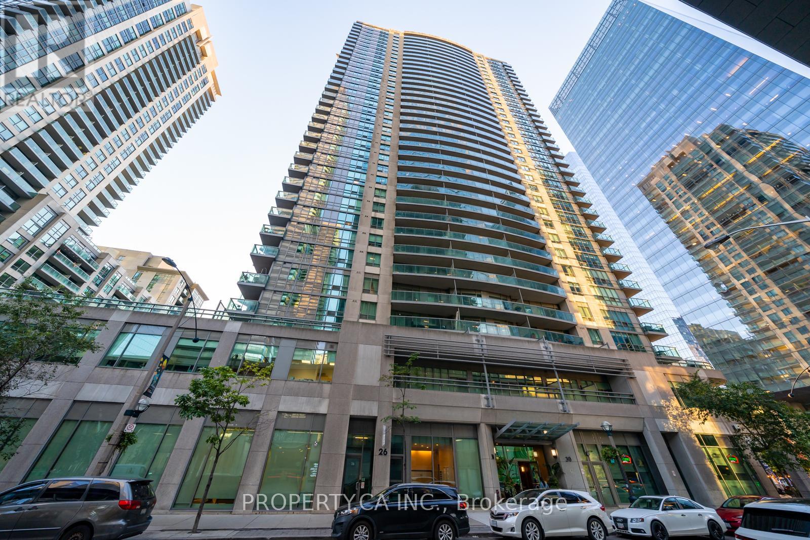 3601 - 30 Grand Trunk Crescent, Toronto, Ontario  M5J 3A4 - Photo 2 - C12720106