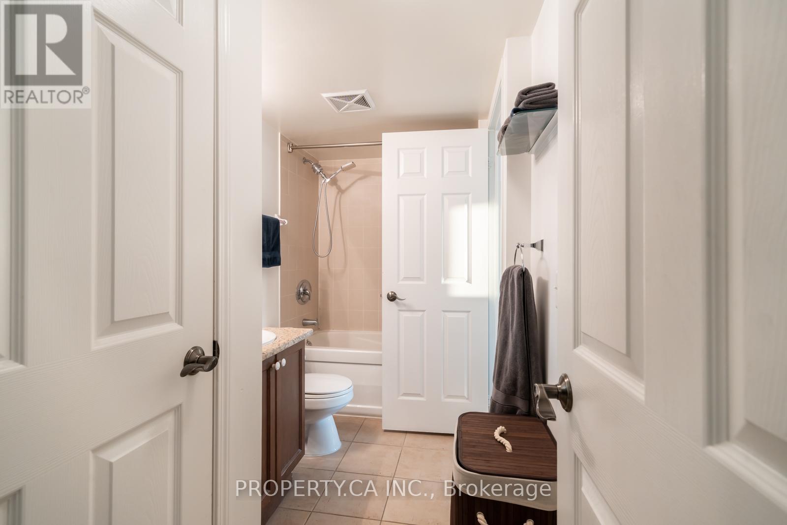 3601 - 30 Grand Trunk Crescent, Toronto, Ontario  M5J 3A4 - Photo 24 - C12720106