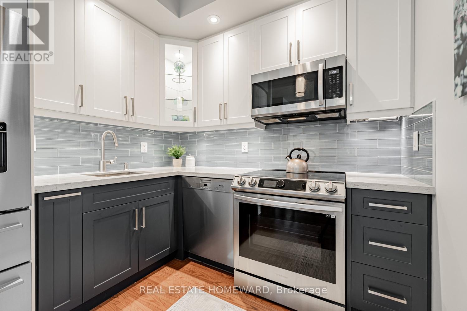 3106 - 120 Homewood Avenue, Toronto, Ontario  M4Y 2J3 - Photo 16 - C12720118