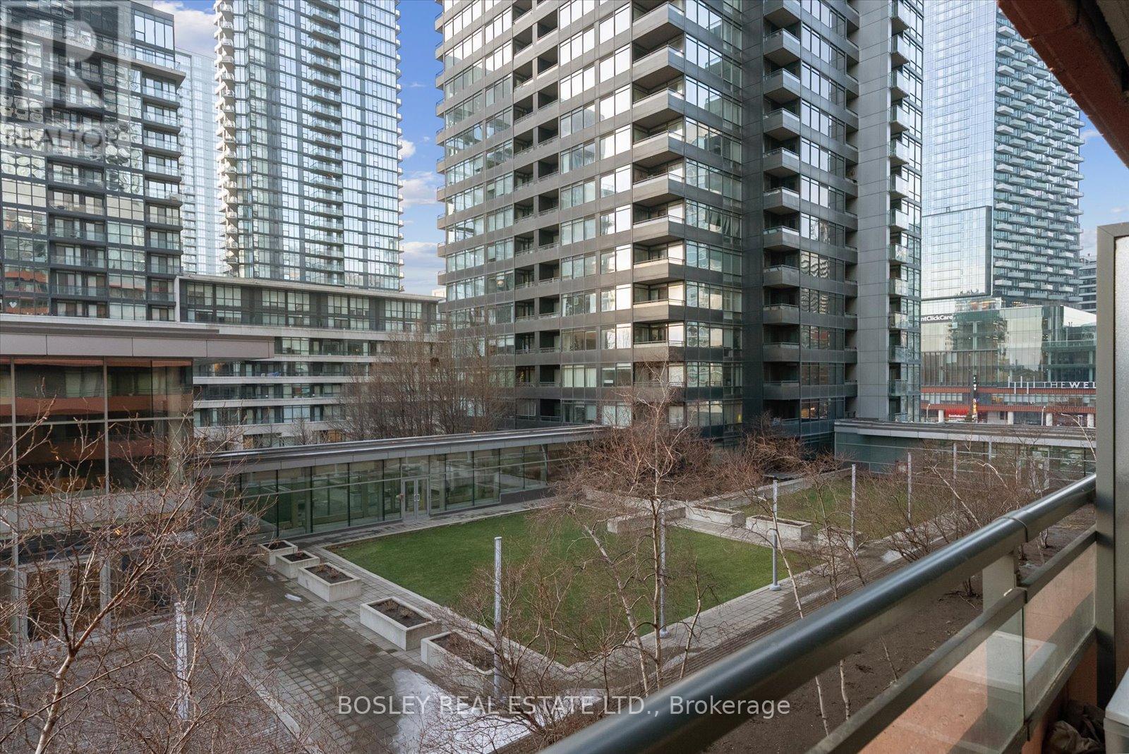 521 - 4k Spadina Avenue, Toronto, Ontario  M5V 3Y9 - Photo 24 - C12720140