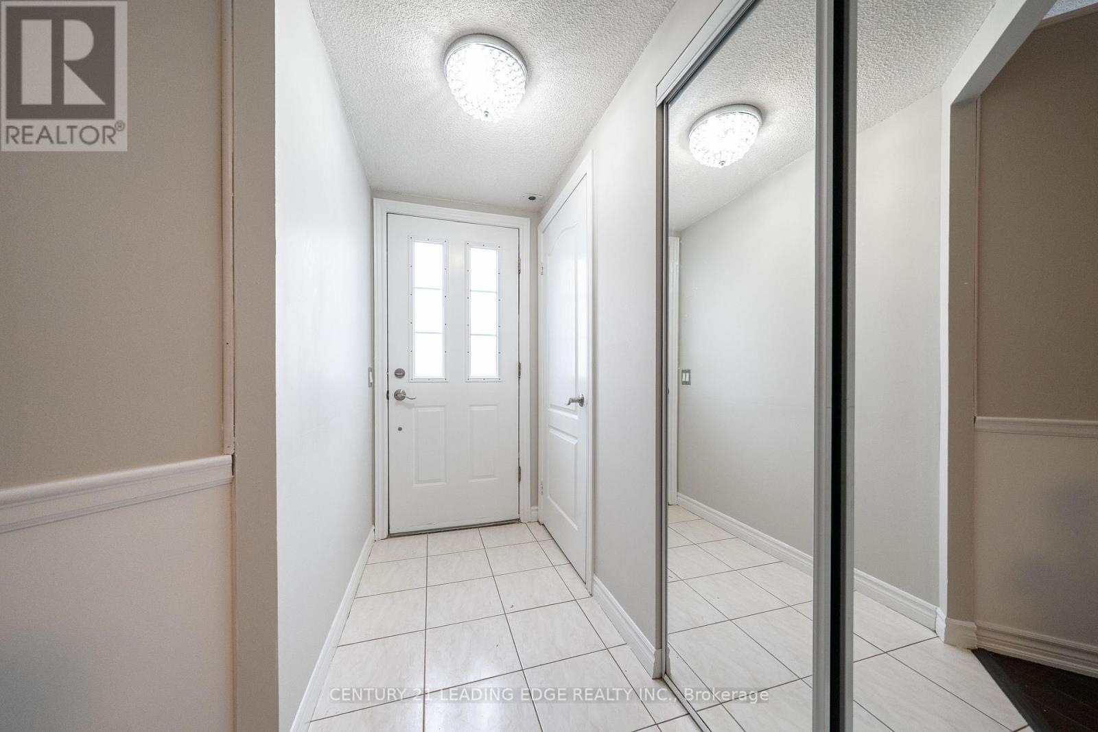 25 - 17 Omni Drive, Toronto, Ontario  M1P 5A5 - Photo 3 - E12720058