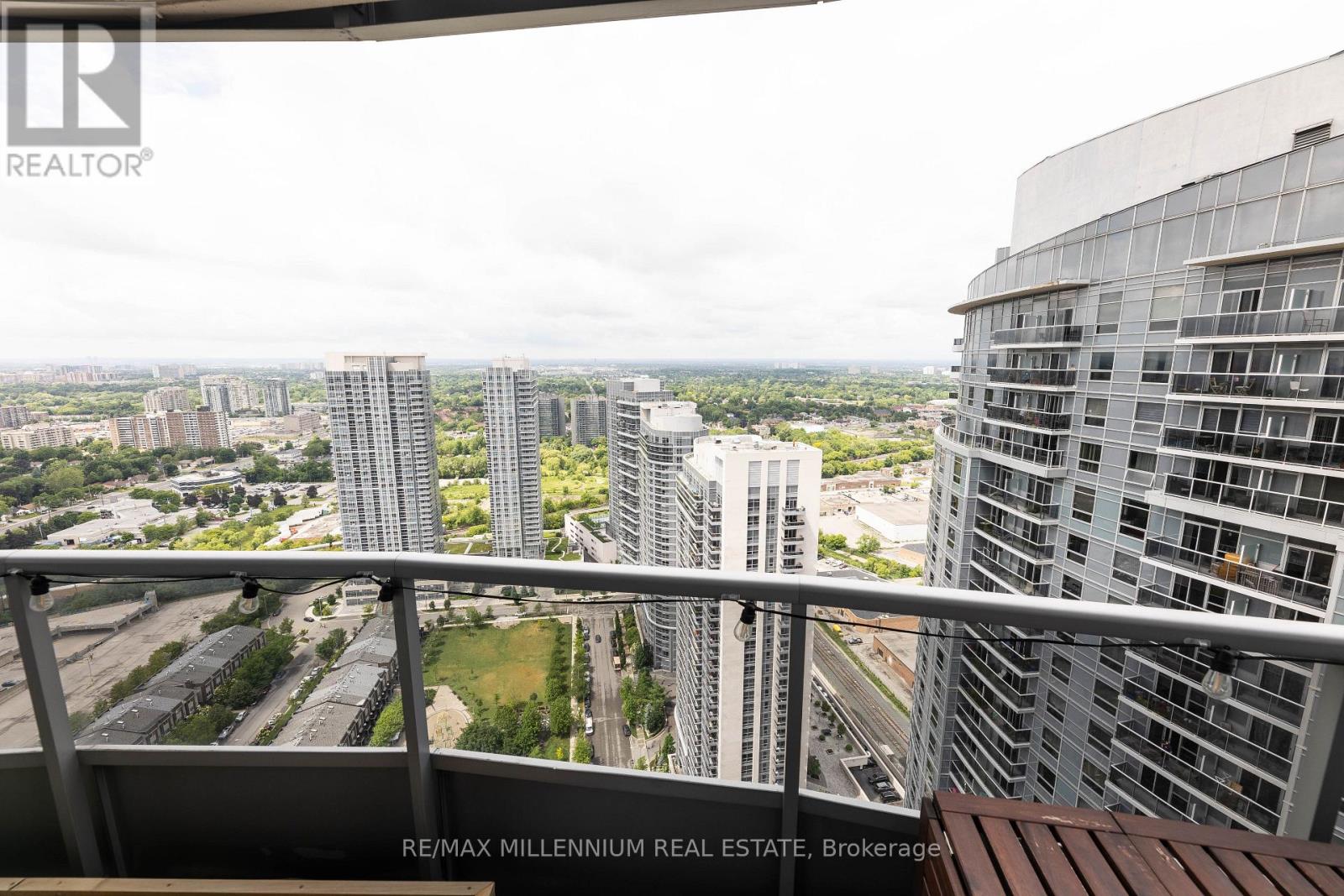 3910 - 125 Village Green Square, Toronto, Ontario  M1S 0L1 - Photo 25 - E12720130