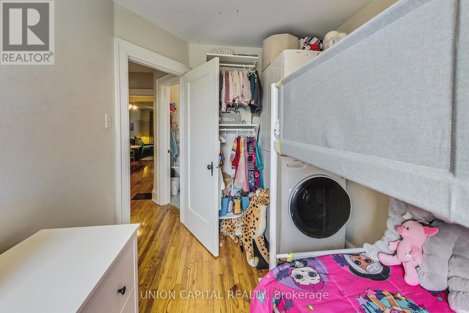 Upper - 317 Victoria Park Avenue, Toronto, Ontario  M4E 3S7 - Photo 22 - E12720196