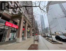 R1A - 925 BAY STREET, Toronto, Ontario