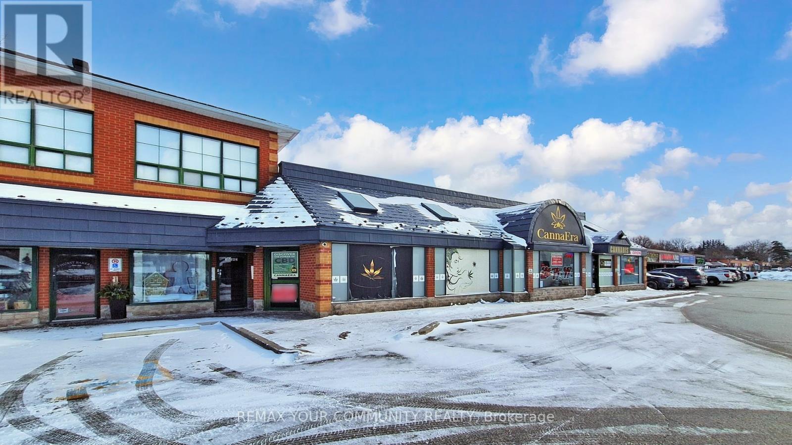 1-B - 15543 Yonge Street, Aurora, Ontario  L4G 1P3 - Photo 2 - N12720020