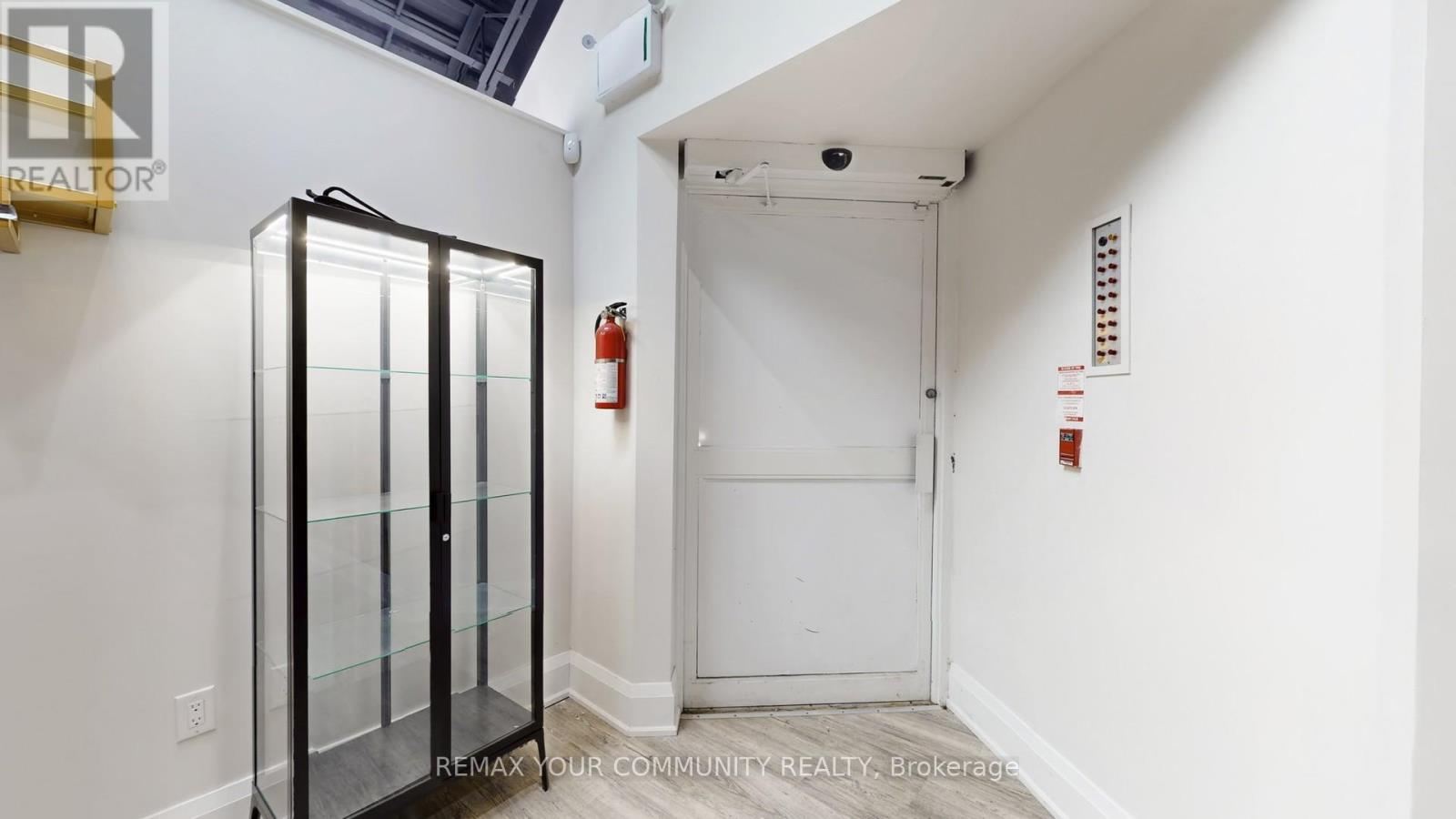 1-B - 15543 Yonge Street, Aurora, Ontario  L4G 1P3 - Photo 7 - N12720020