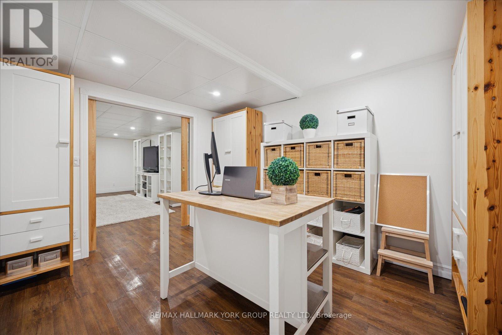 501 Samuel Harper Court, East Gwillimbury, Ontario  L0G 1M0 - Photo 23 - N12720068