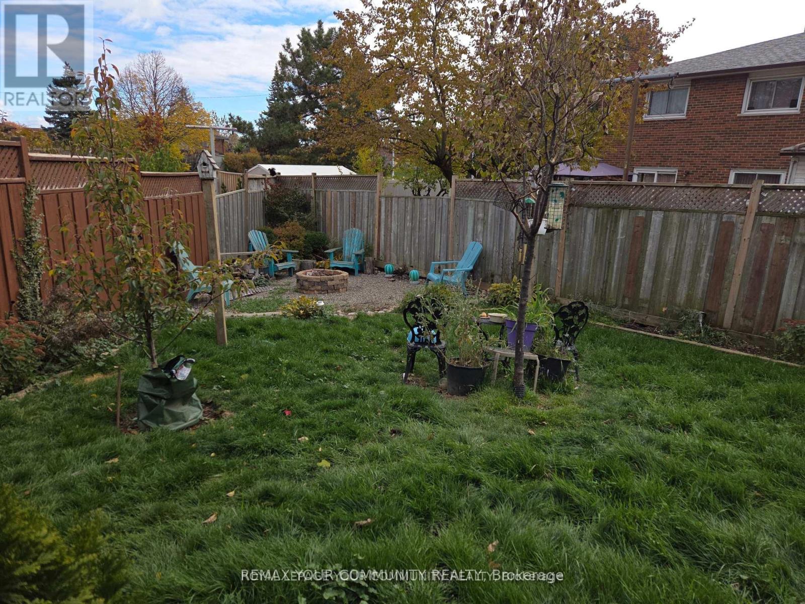 9 Stocco Court, Vaughan, Ontario  L4L 2X9 - Photo 3 - N12720148