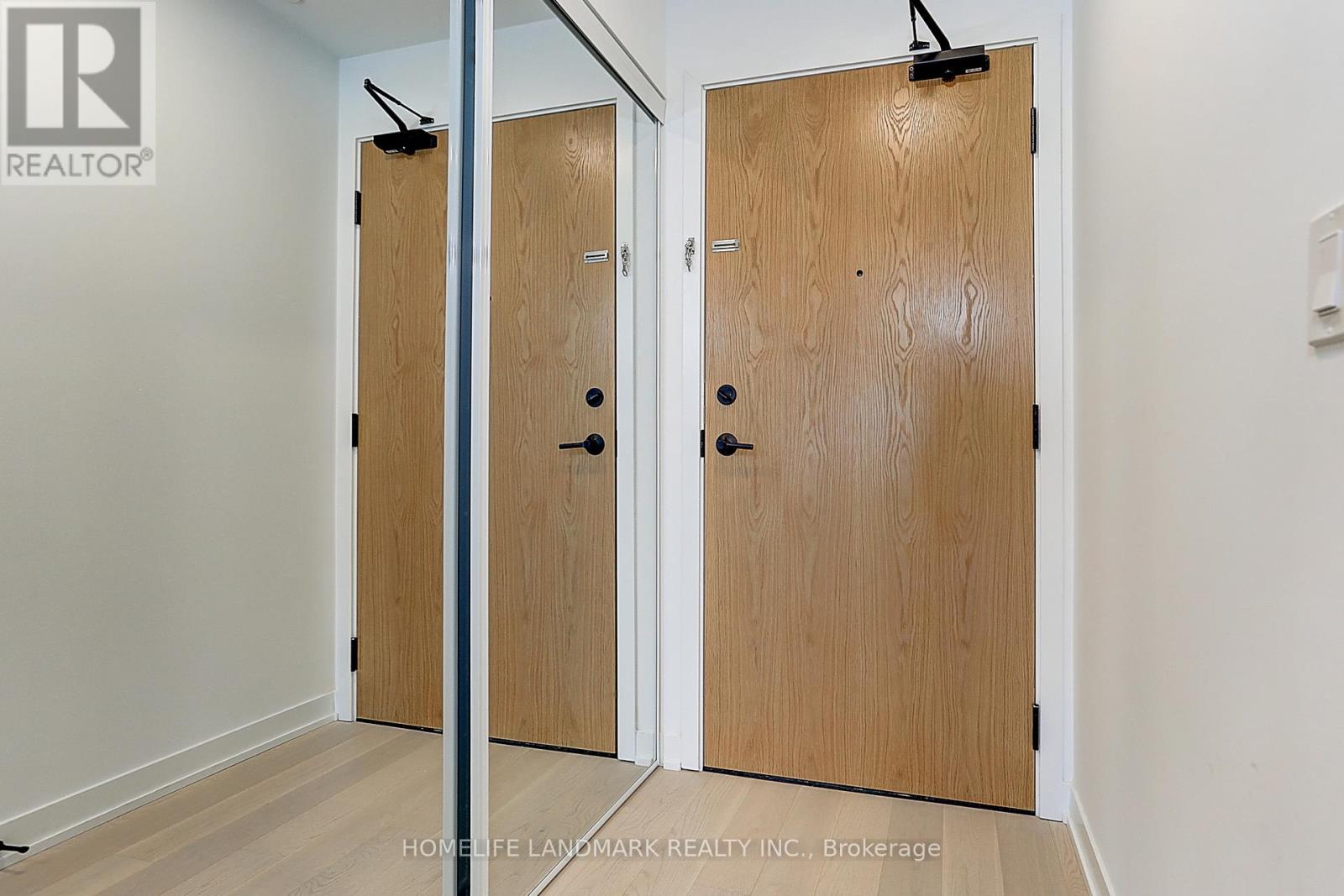 B-532 - 7950 Bathurst Street, Vaughan, Ontario  L4J 0B8 - Photo 6 - N12720152